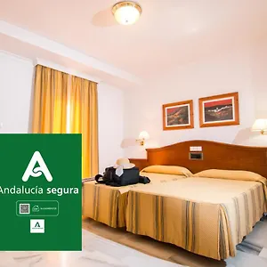 Abades 3*, Loja Spain